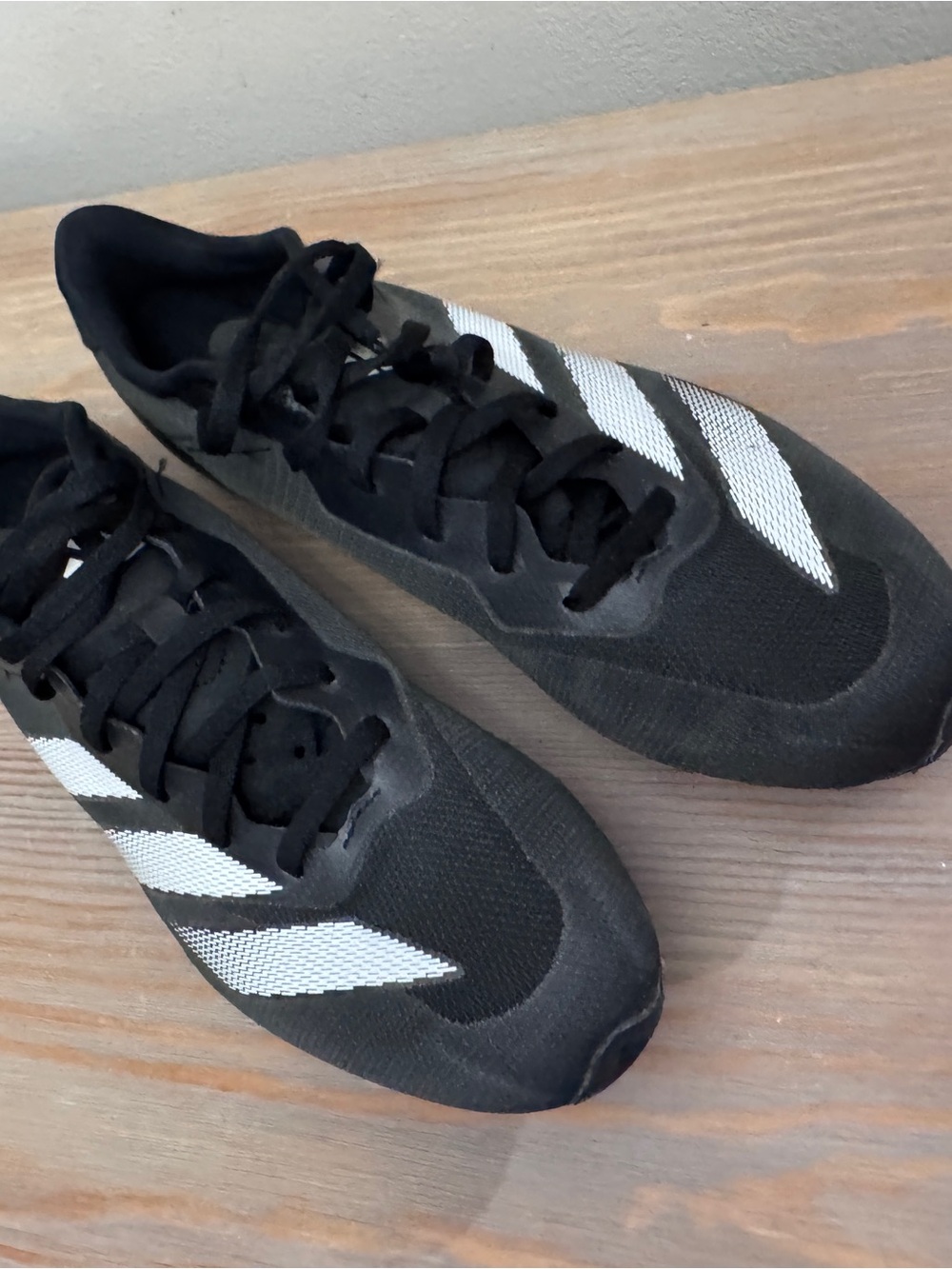Adidas track shoes size 9 with spikes worn 2x